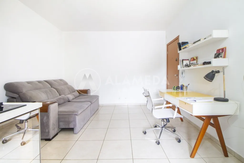 Apartamento a venda no bairro Itoupazinha em Blumenau 2 dormitorios uma vaga. — foto 2