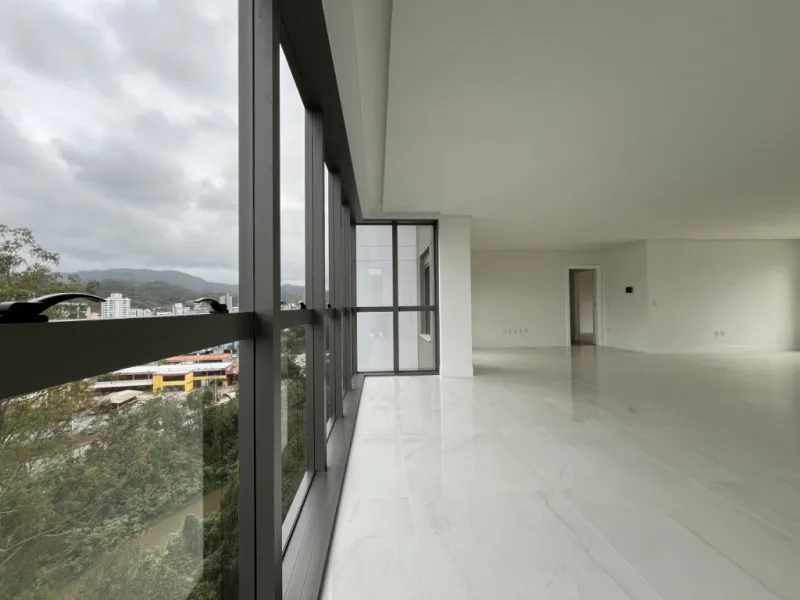 Magnífico apartamento com 03 suítes para venda no mais recém empreendimento entregue pela construtora AMBROSI no coração do bairro Victor Konder, Blumenau/SC — foto 3