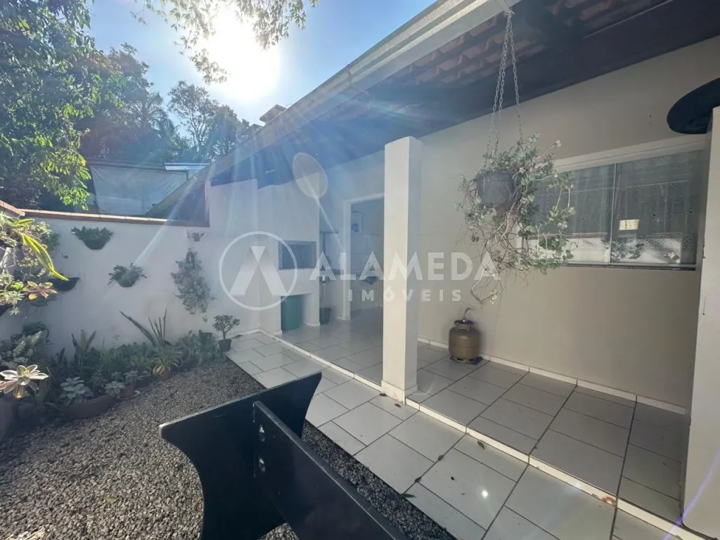 Excelente casa geminada para venda no bairro Poço Grande em Gaspar! — foto 5