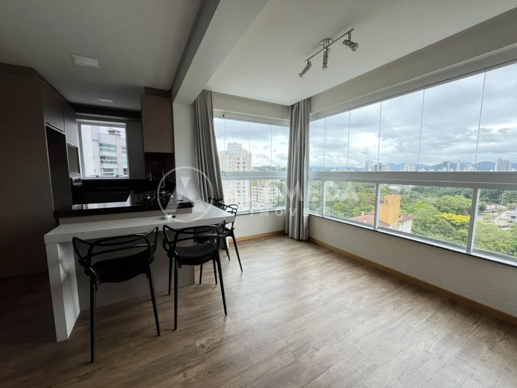 Apartamento no Bairro Velha. O imóvel possui 92m distribuídos em 2 quartos, sendo 1 suíte, ambientes integrados e 2 vagas de garagem. — foto 6