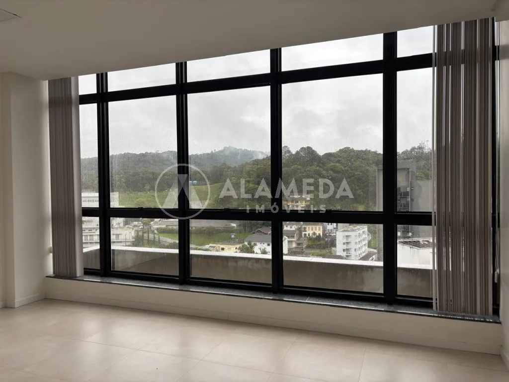 Excelente Sala Comercial disponível para venda no bairro Garcia em Blumenau! - foto 1