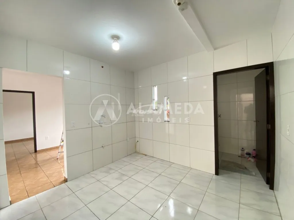 Casa com 3 dormitórios e 2 vagas de garagem no bairro Itoupava Norte em Blumenau. — foto 4