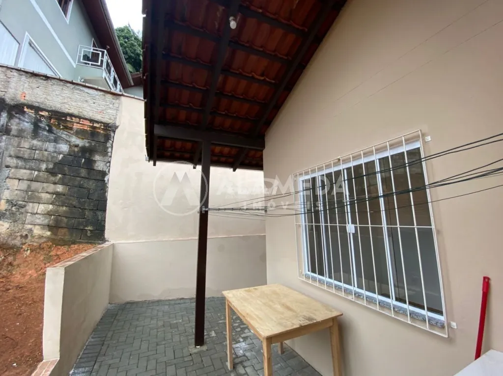 Casa com 3 dormitórios e 2 vagas de garagem no bairro Itoupava Norte em Blumenau. — foto 6