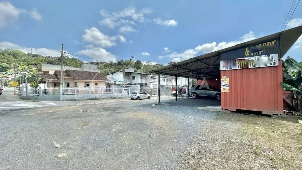 Excelente terreno com ótima localização e visibilidade, ideal para uso residencial ou comercial. — foto 2