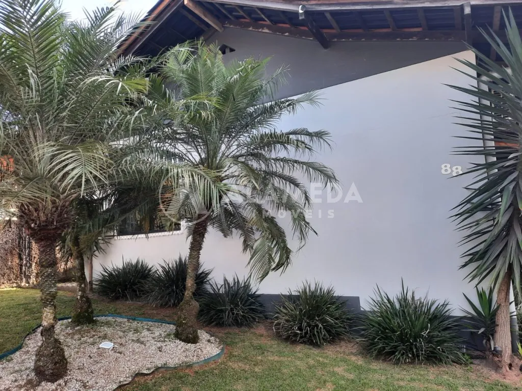 Excelente casa térrea de 182m2 área privativa, com piscina no Bairro Itoupavazinha em Blumenau! — foto 4