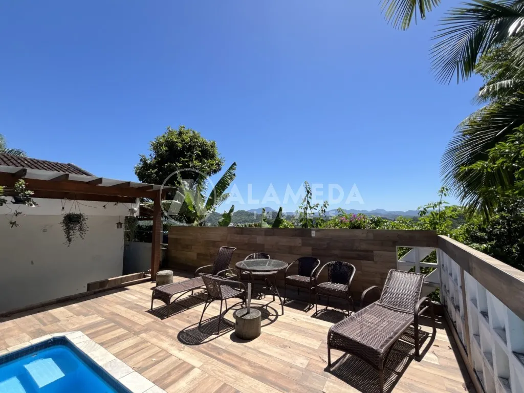 Casa com piscina disponível para venda no Bairro Salto do Norte, Blumenau/SC. — foto 2