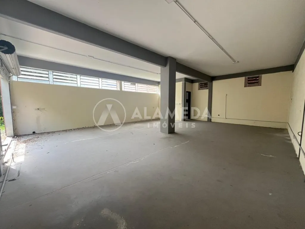 Galpão mais duas salas comerciais a venda na Rua Bahia em Blumenau SC — foto 2