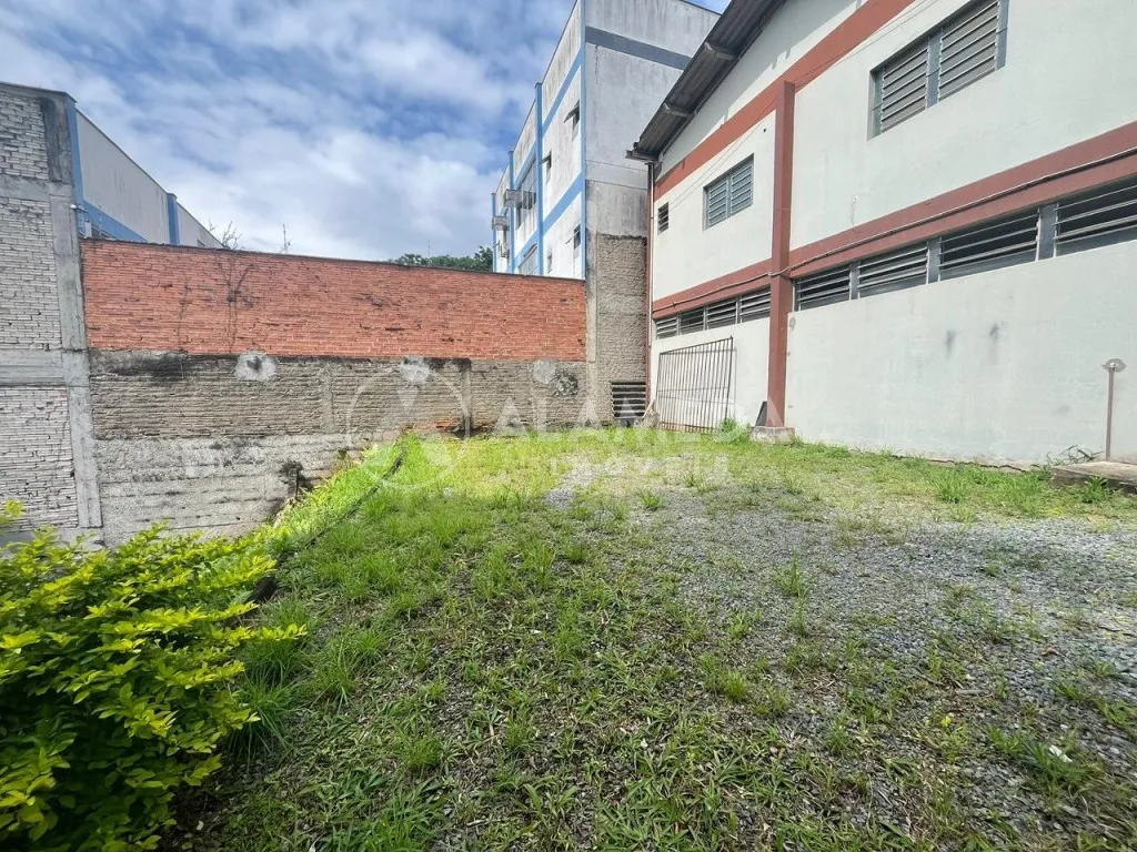 Galpão mais duas salas comerciais a venda na Rua Bahia em Blumenau SC — foto 6