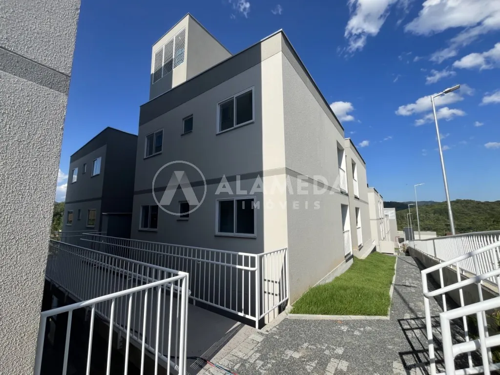 Apartamento NOVO no bairro Fortaleza Alta com fácil acesso ao Centro de Blumenau/SC - foto 1