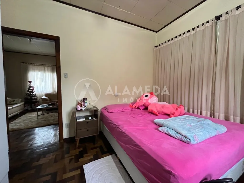 Casa averbada em Terreno ZC2 com 892 m no Bairro Água Verde em Blumenau - Alto Potencial Construtivo — foto 4