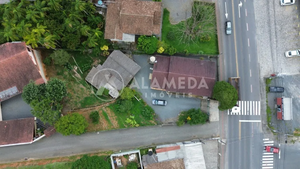 Terreno ZC2 com 892 m no Bairro Água Verde em Blumenau - Alto Potencial Construtivo — foto 7