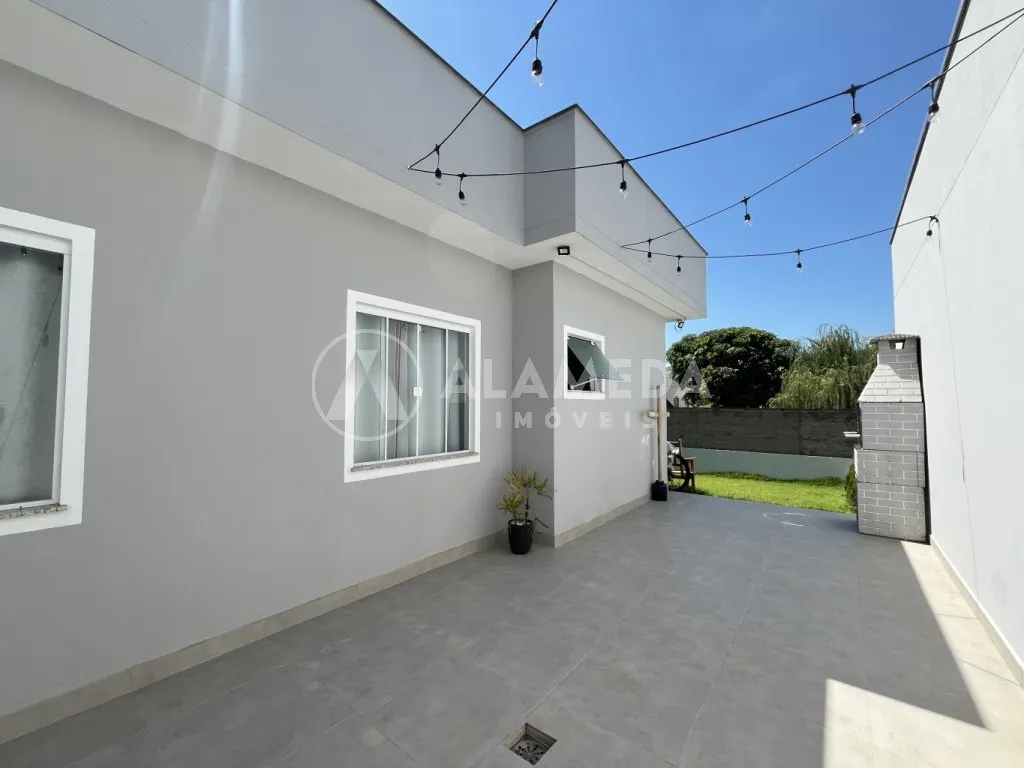 Casa em Indaial com localização privilegiada — foto 4