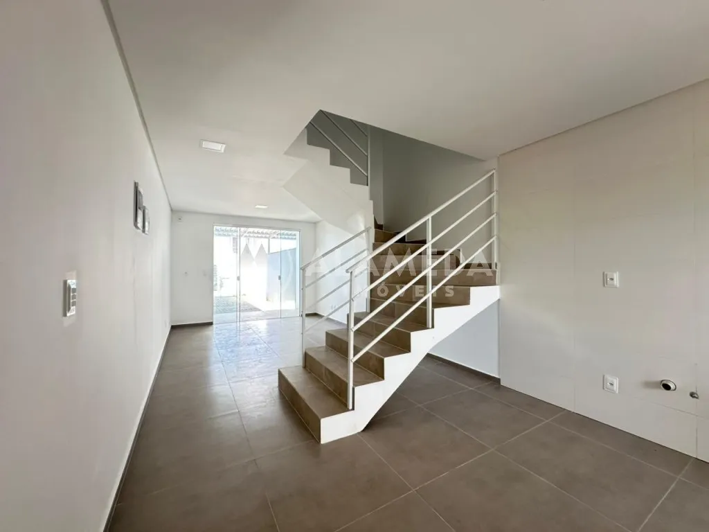 Sobrado à venda no bairro Santa Terezinha em Gaspar com 2 Suítes — foto 5