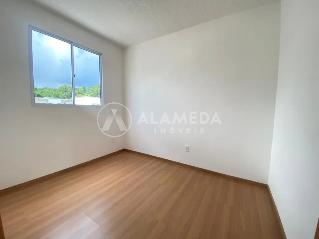 Apartamento com 2 dormitórios, bem distribuído e funcional, ideal para quem busca conforto e praticidade no dia a dia. — foto 5