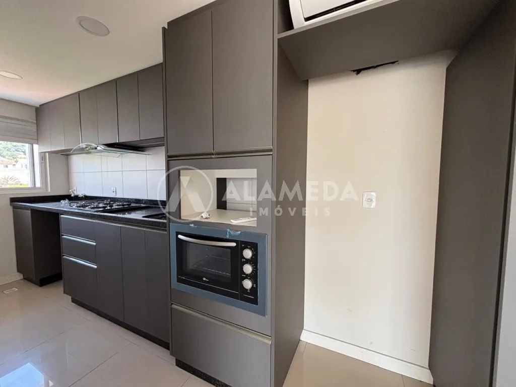 Apartamento com dois dormitórios semi-mobiliado no Bairro Velha em Blumenau! — foto 2