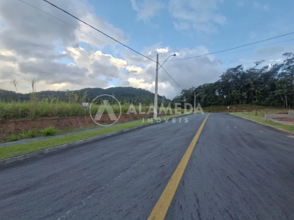 Excelente terreno no bairro Vila Itoupava em Blumenau. - foto 1