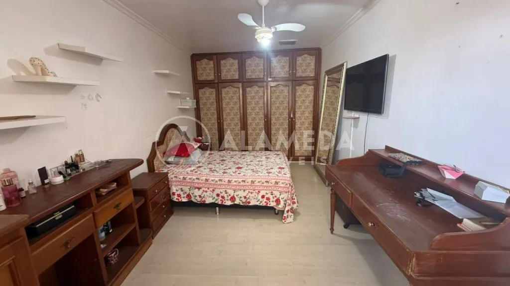 Casa com dois pavimentos localizada no bairro Itoupava Norte, atrás do Guarani. — foto 4