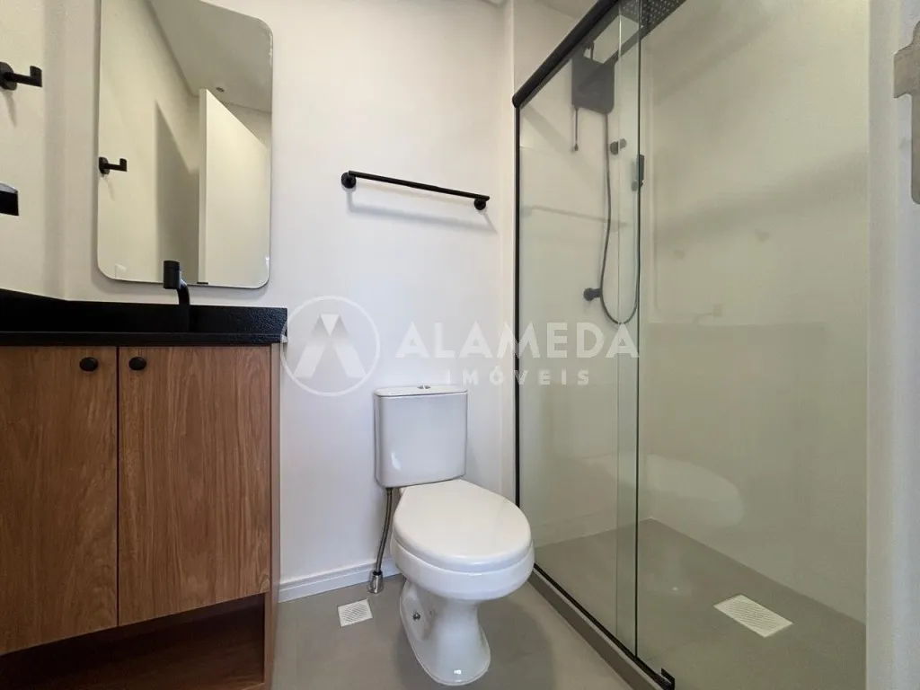 Loft muito bem localizado no bairro Velha, está ao lado da Vila Germânica, onde acontece nossa bela e famosa Oktoberfest, e a poucos passos do Parque Ramiro Ruedger, — foto 4