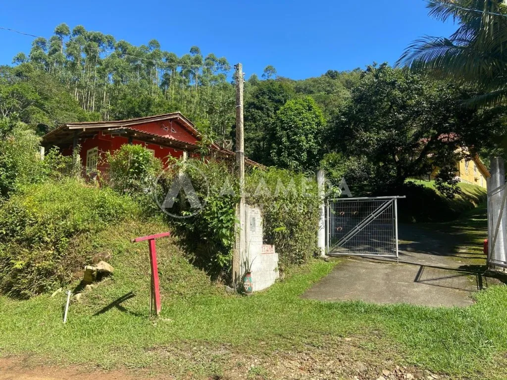Chácara à venda com 50.000m e Escritura Pública, unindo história e natureza preservada entre Blumenau e Indaial. Um lugar para investir em ecoturismo, lazer, pousadas, moradia ou qualquer empreendimento que valorize o meio ambiente e a cultura local. — foto 2