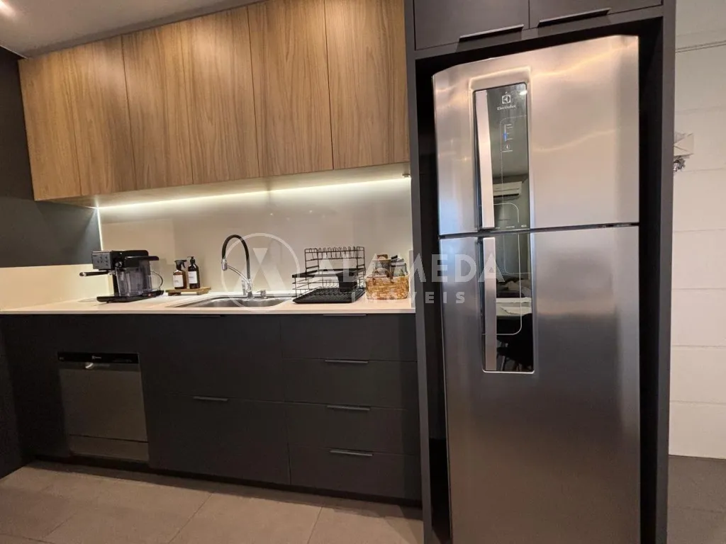 Apartamento 2 dormitórios com 1 suíte, 100% mobiliado com eletros - Bairro Vila Nova. — foto 3