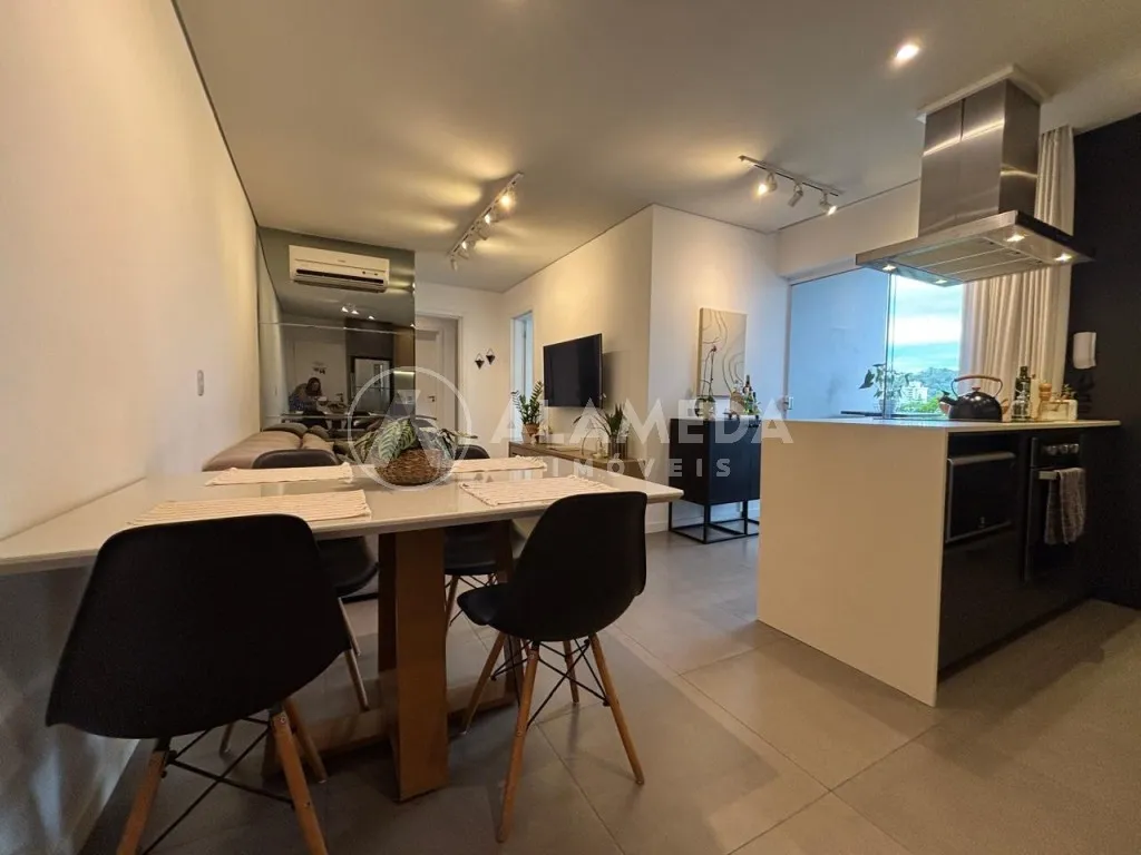 Apartamento 2 dormitórios com 1 suíte, 100% mobiliado com eletros - Bairro Vila Nova. — foto 7