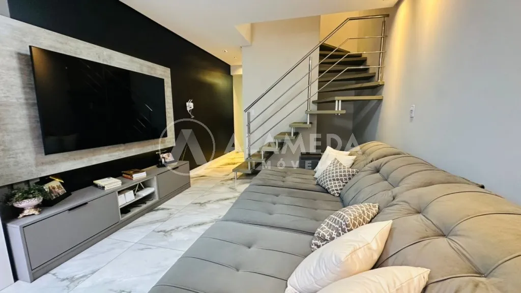 Excelente Sobrado no bairro Salto Weissbach em Blumenau! — foto 2