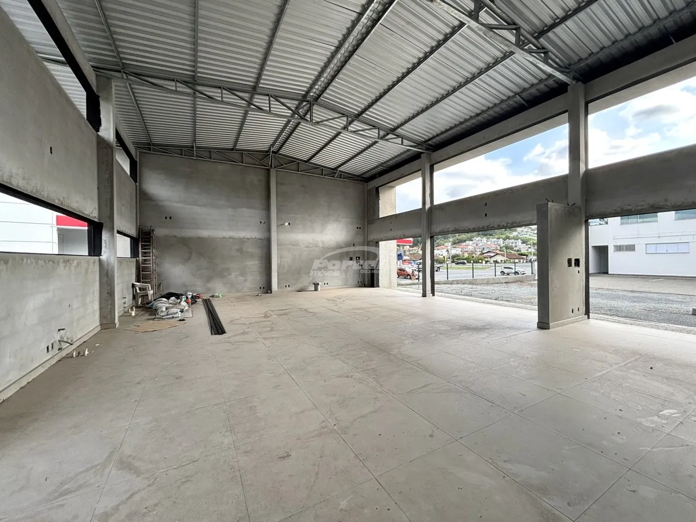 Oportunidade comercial para locação - Espaço versátil e moderno. Empreendimento comercial em fase de disponibilização para locação, ideal para diversos tipos de negócios. — foto 7