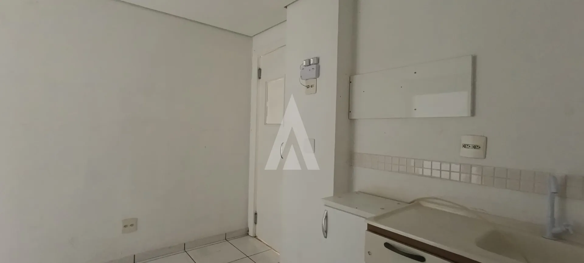 Sala comercial com 248,15m localizada no Centro. — foto 5