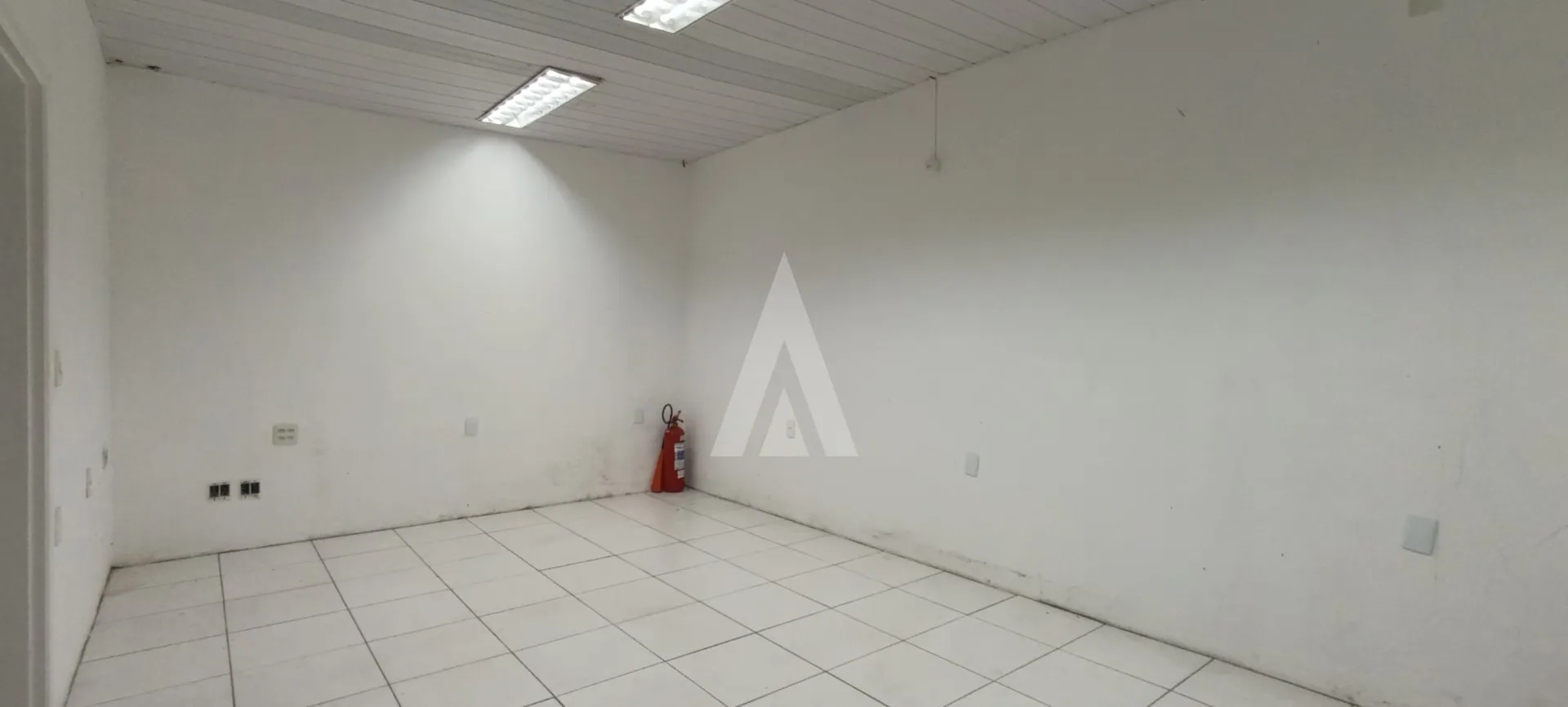 Sala comercial com 248,15m localizada no Centro. — foto 7