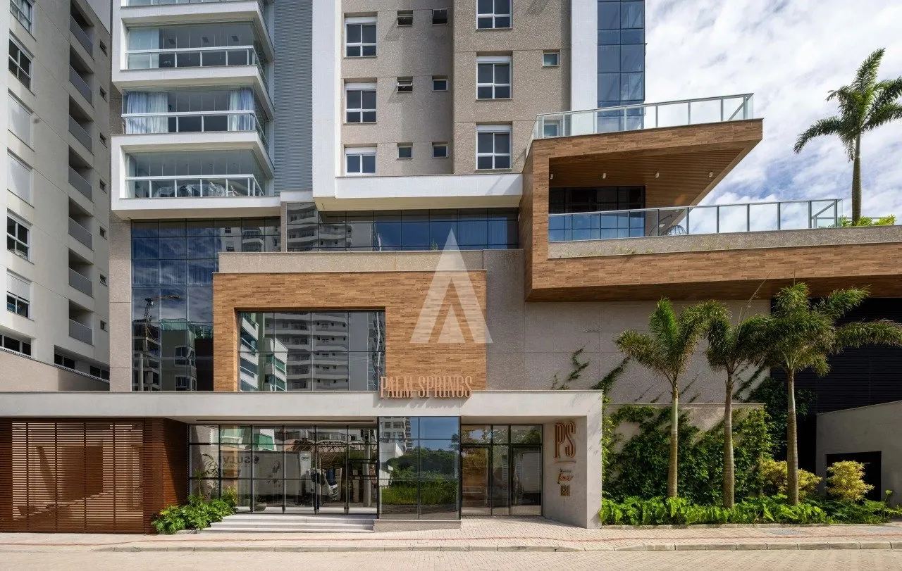 Apartamento com 3 suítes à venda no bairro Itacolomí em Piçarras-SC de R$2.900.000,00 por R$2.750.000,00 - foto 1