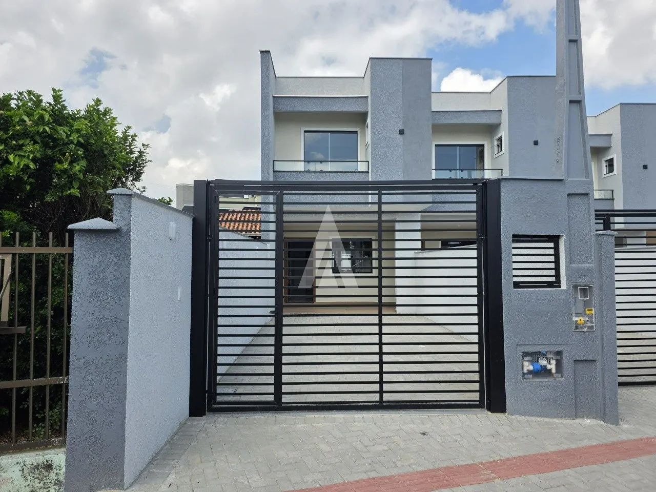 Casa com 1 suíte e 2 quartos à venda no bairro Bom Retiro em Joinville-SC por R$548.000,00. - foto 1