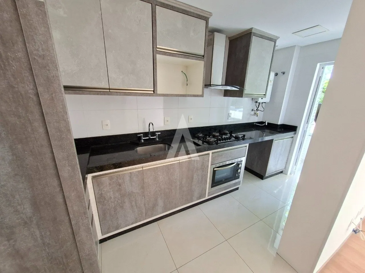 Apartamento com 1 suíte e 1 quarto à venda no bairro Bom Retiro em Joinville-SC por R$520.000,00. — foto 5
