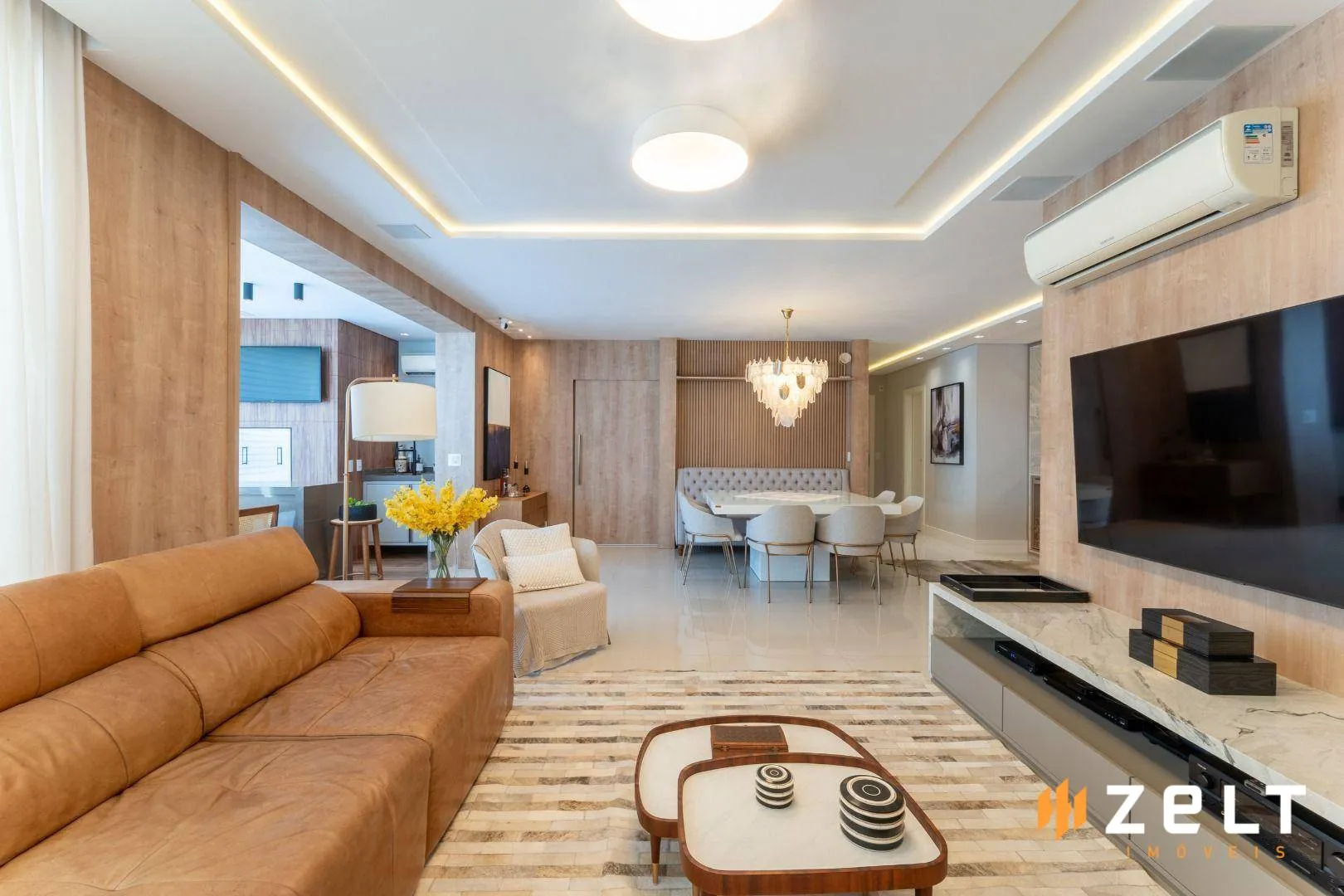 Apartamento com 4 dormitórios à venda, 217 m por R$ 3.300.000,00 - Victor Konder - Blumenau/SC - foto 1