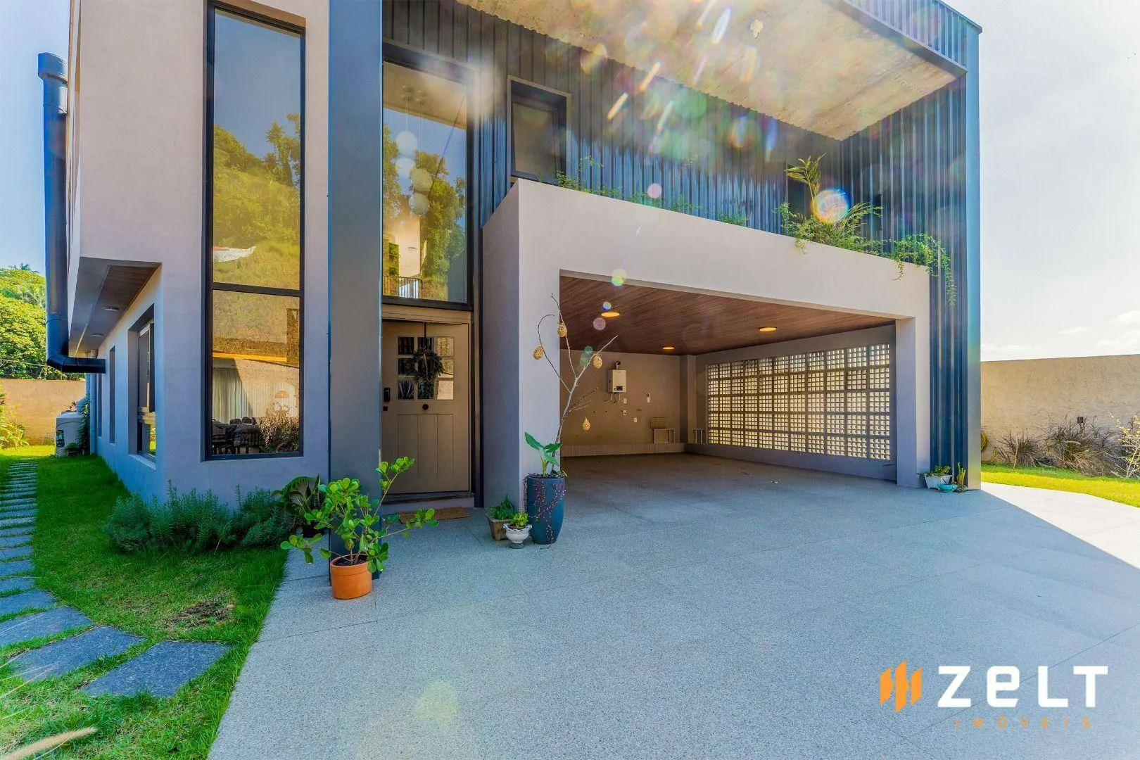 Casa com 3 dormitórios à venda, 315 m por R$ 3.200.000,00 - Escola Agrícola - Blumenau/SC - foto 1