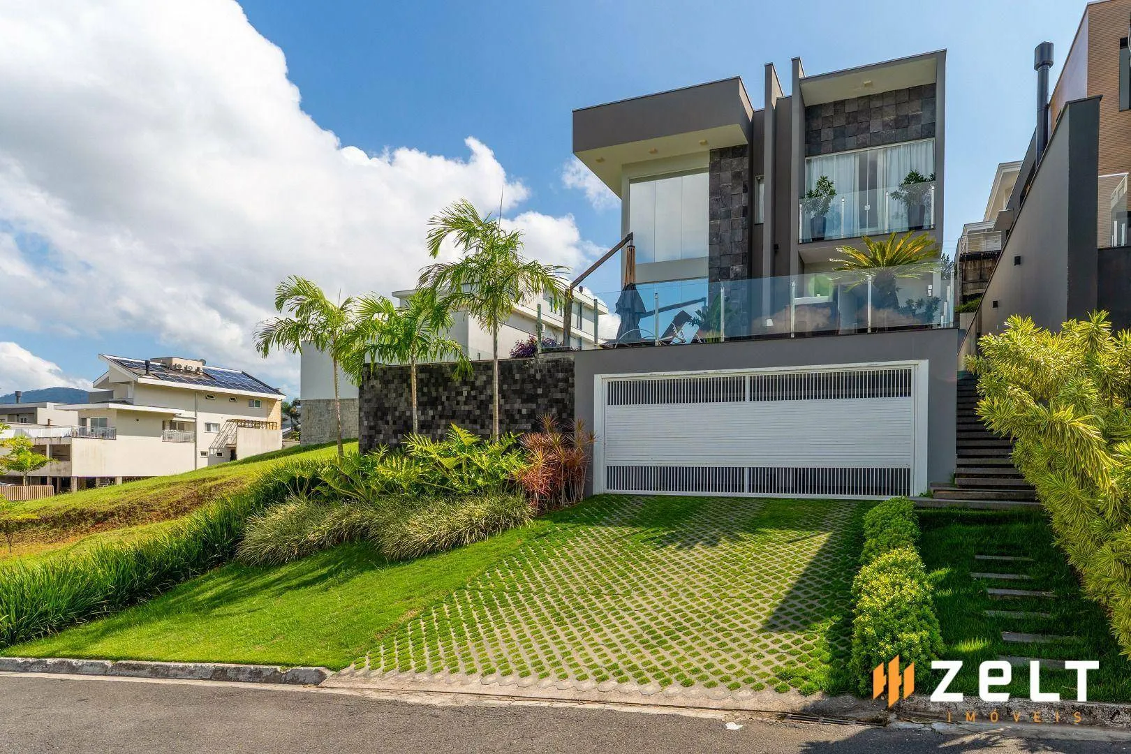 Casa com 4 dormitórios à venda, 296 m por R$ 2.850.000,00 - Itoupava Central - Blumenau/SC - foto 1