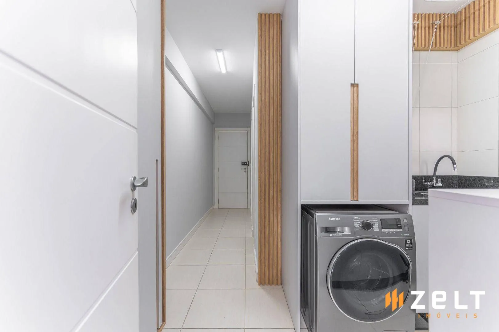Lindo Apartamento Mobiliado com 3 Suites, à Venda no Bairro Jardim Blumenau, Blumenau — foto 4