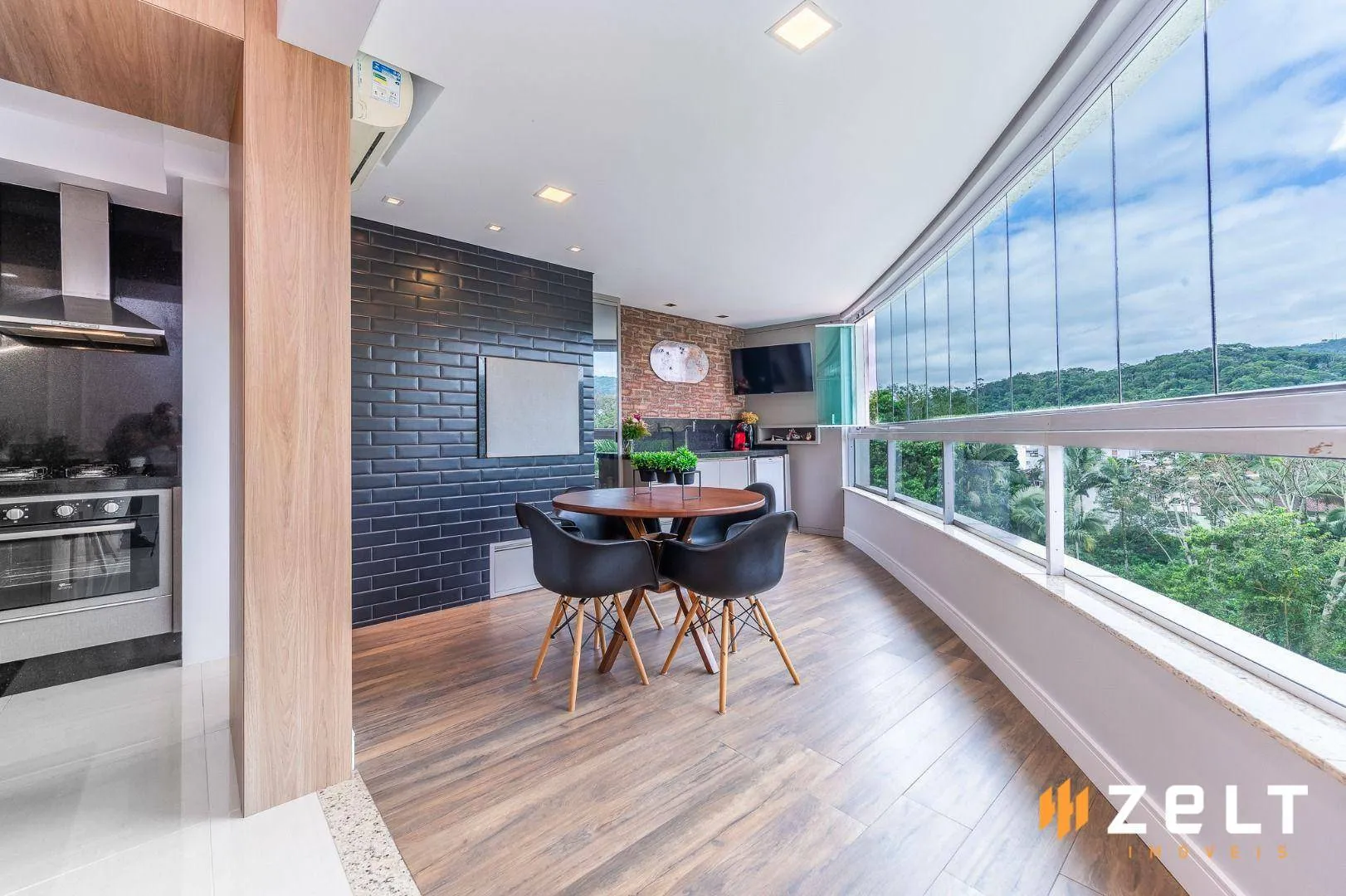 Lindo Apartamento Mobiliado com 3 Suites, à Venda no Bairro Jardim Blumenau, Blumenau — foto 6