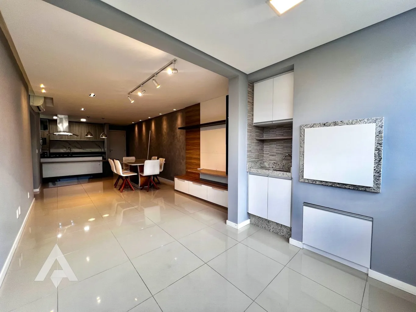 Apartamento com 2 Suítes para locação por R$ 4.500,00 - Bairro Vila Formosa - Blumenau/SC — foto 7