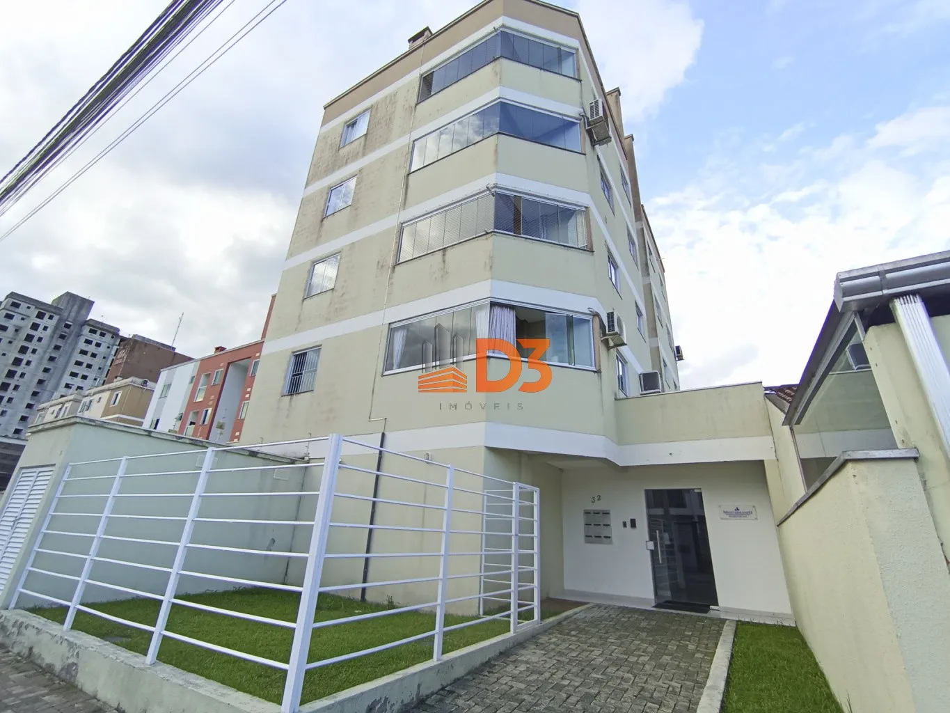 Ótimo Apartamento Mobiliado no Passo Manso para Venda - foto 1