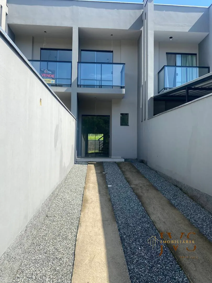 Sobrado com 2 dormitórios no bairro Badenfurt - foto 1