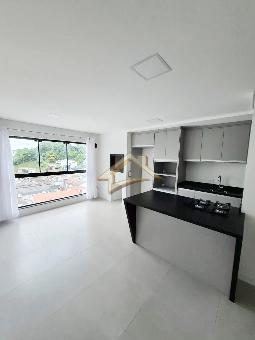 Apartamento com 2 dormitórios à venda no bairro Água Verde em Blumenau/SC - foto 1