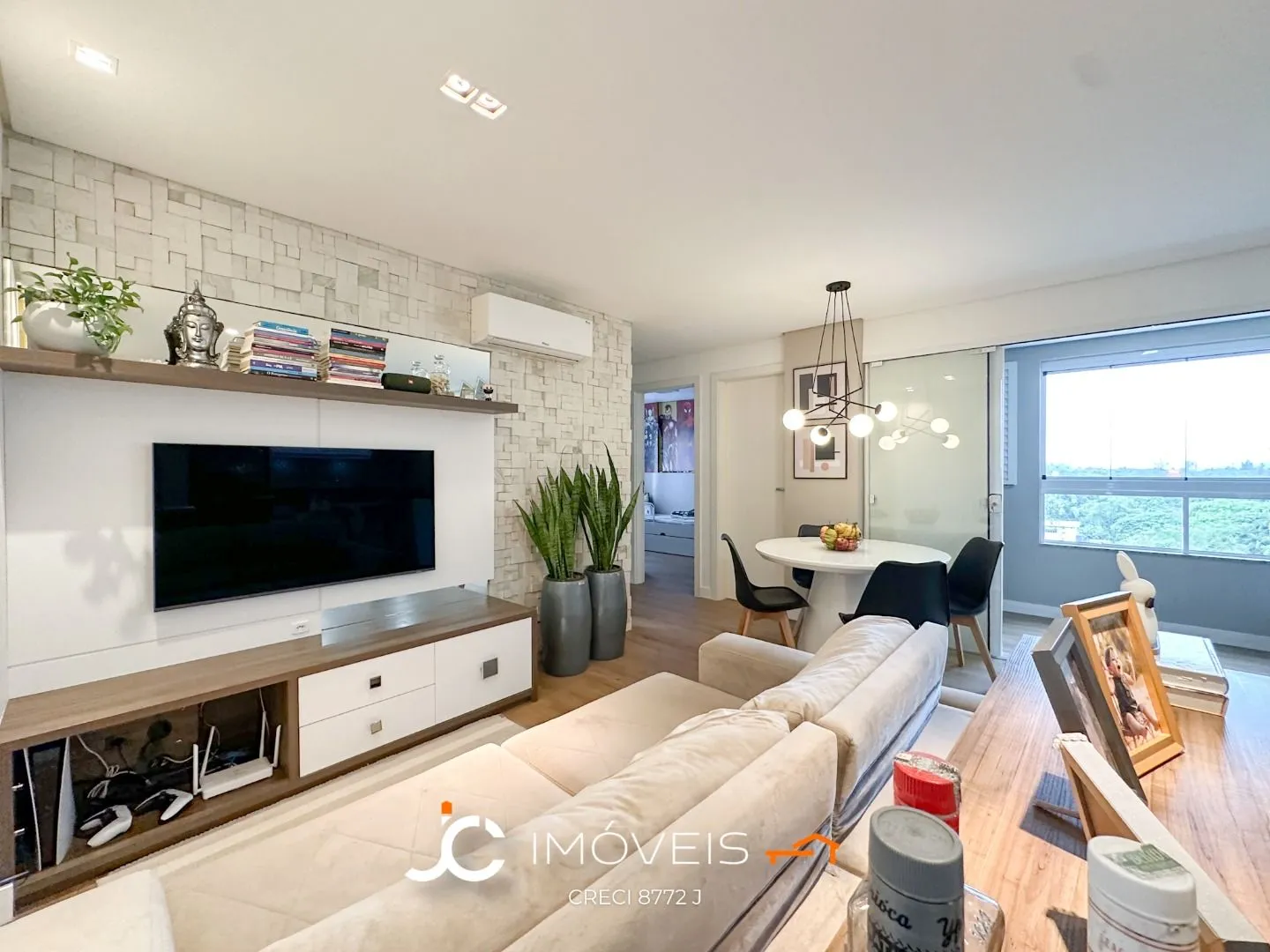 Apartamento Com 2 dormitórios sendo uma suíte - Itoupava Central - foto 1