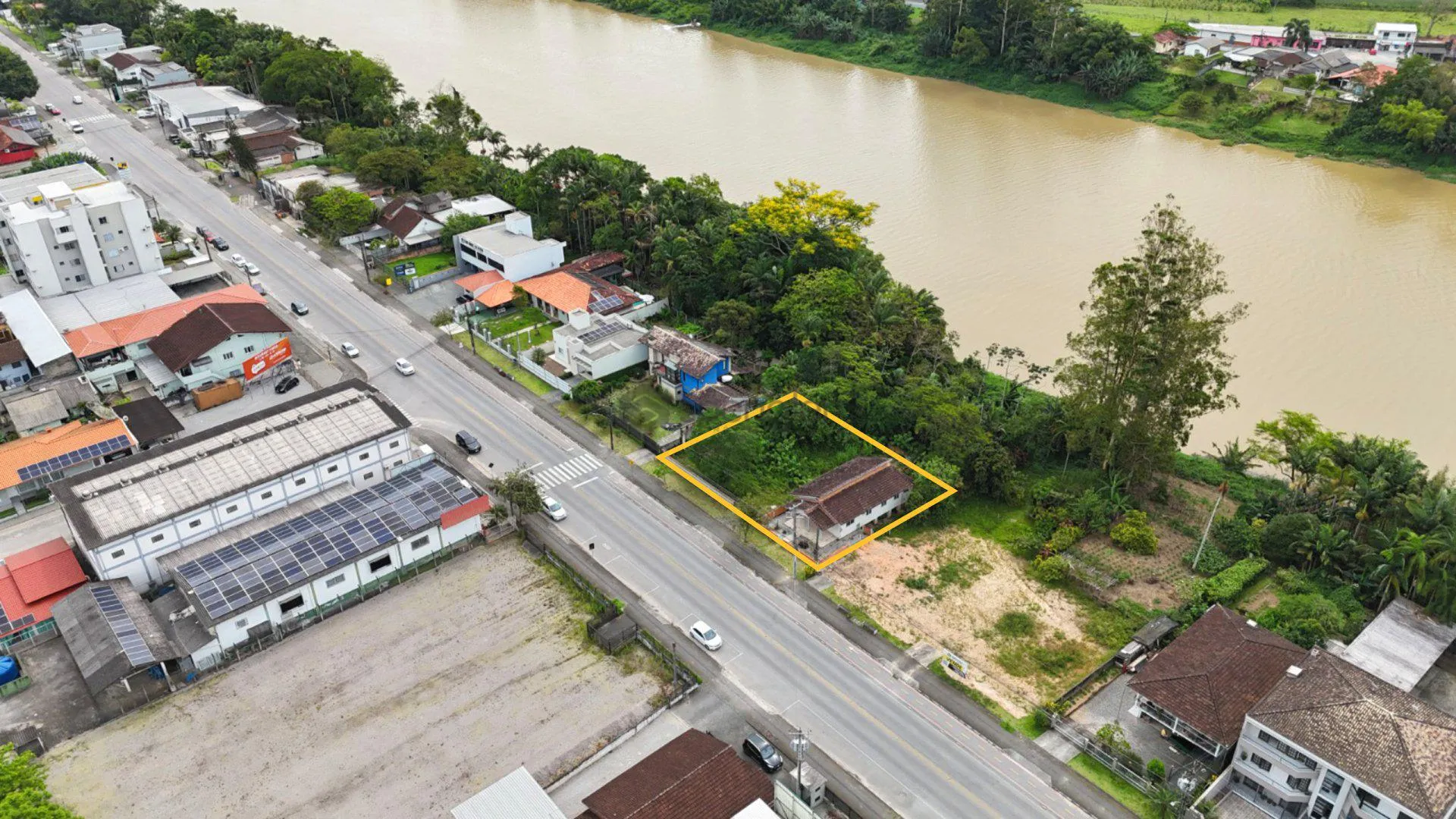 Terreno à venda na rua Itajaí! REF: TE0329 - foto 1