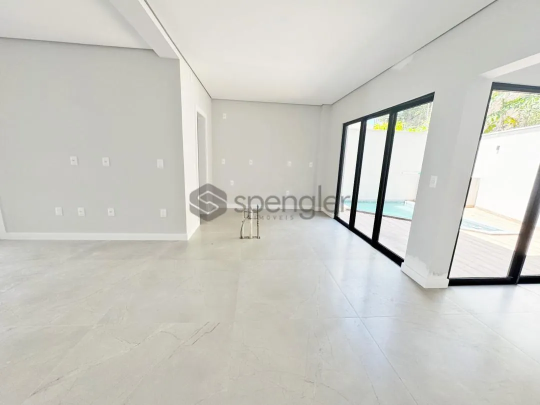 Lindo sobrado no bairro Sete de Setembro, em Gaspar Ref.:CA0551 — foto 5