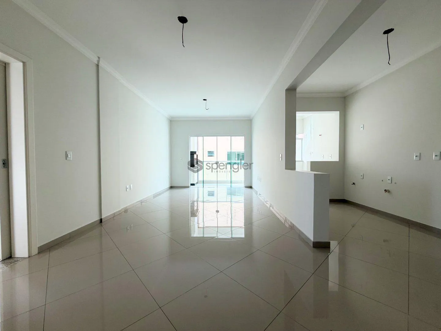 Apartamento com 3 dormitórios, bairro Figueira, em Gaspar REF: AP0332 - foto 1