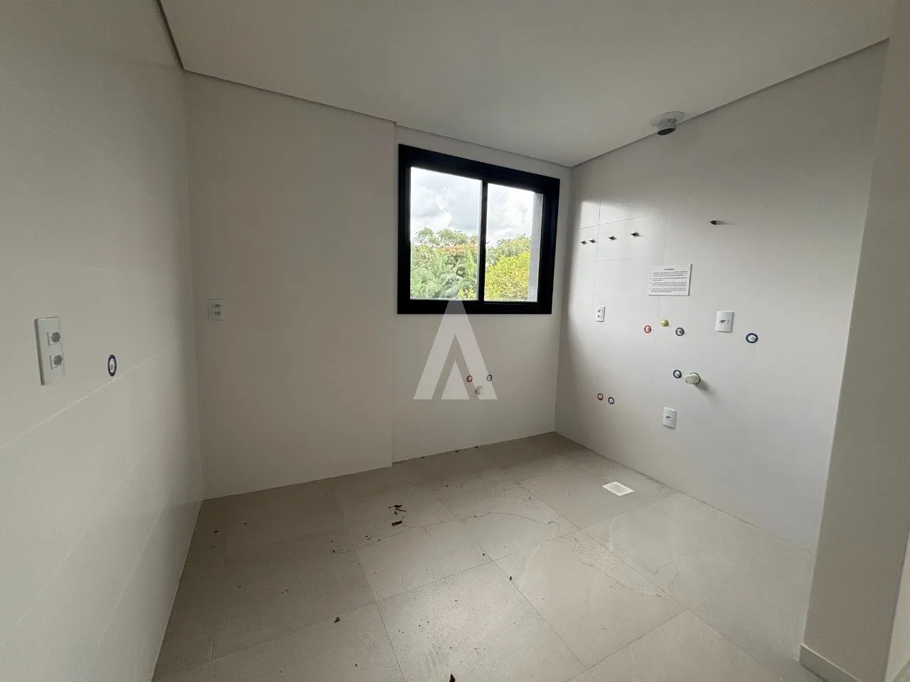Apartamento com 2 suítes maios 1 quarto à venda no bairro América em Joinville-SC por R$1.150.000,00. — foto 3