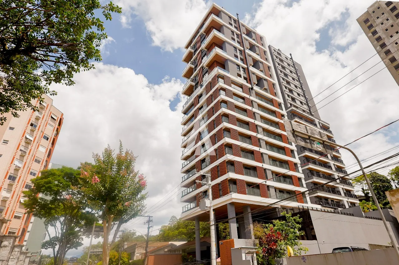 Apartamento com 2 suítes maios 1 quarto à venda no bairro América em Joinville-SC por R$1.150.000,00. - foto 1