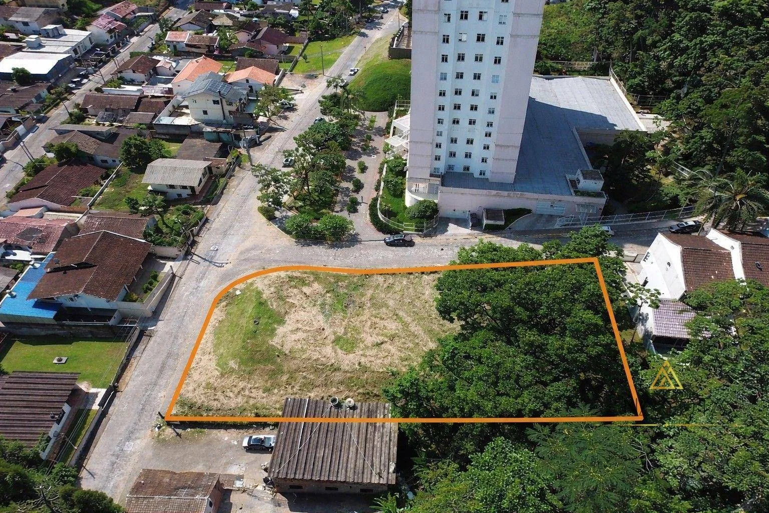Terreno à venda, 1078 m por R$ 750.000,00 - Água Verde - Blumenau/SC - foto 1
