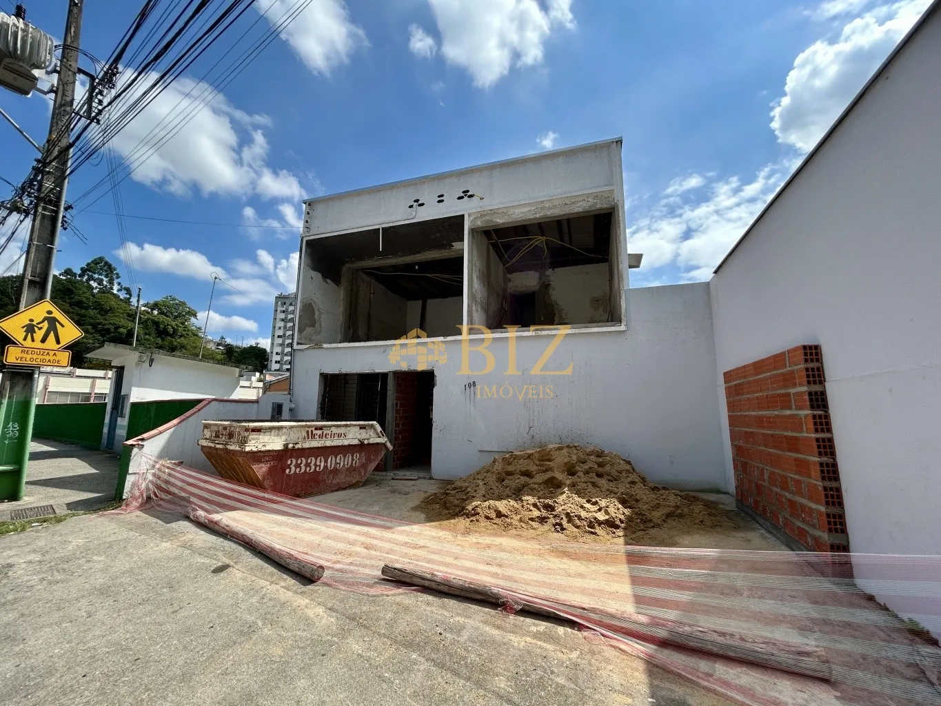 Prédio Comercial no centro da cidade, com 650m, 15 vagas de estacionamento e divisão com 15 salas amplas! — foto 4