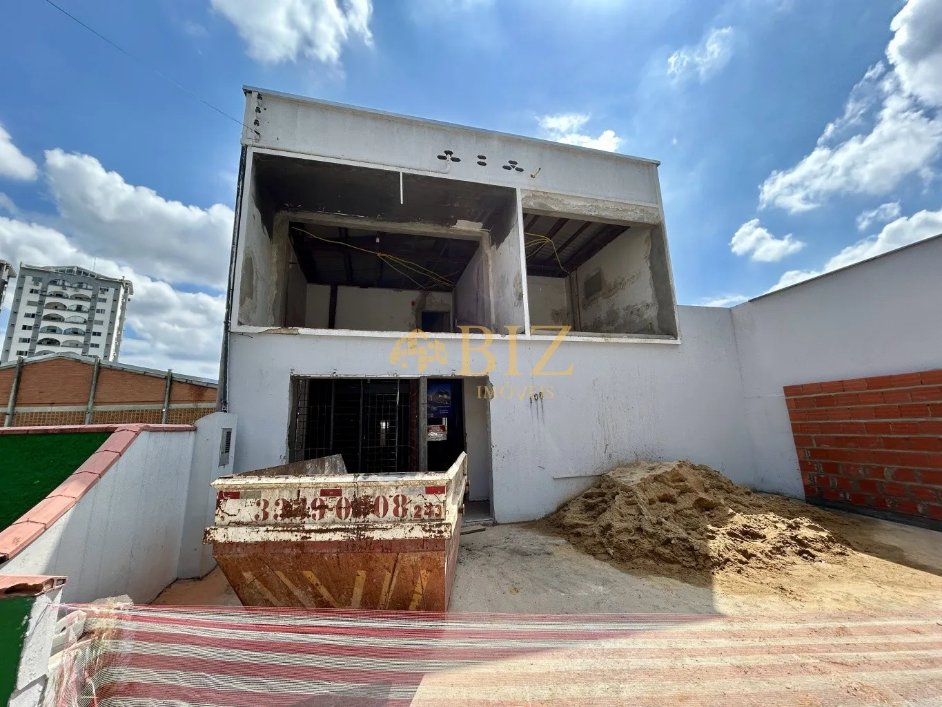 Prédio Comercial no centro da cidade, com 650m, 15 vagas de estacionamento e divisão com 15 salas amplas! — foto 5